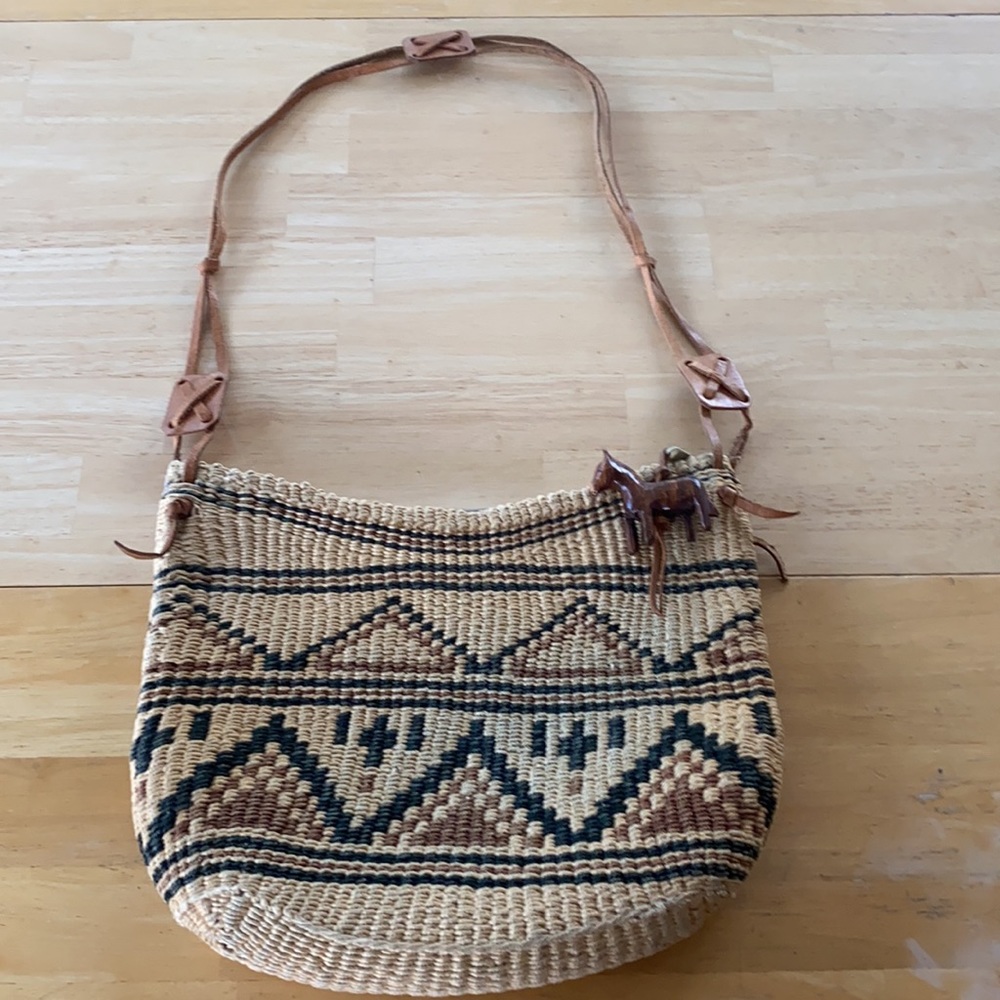 WOVEN PURSE w/BrownStrap Tan/Brown/Black Wooden Donkey/horse